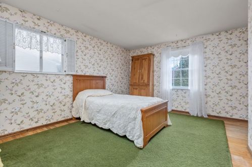 226 Iola St, Glenshaw PA  15116-2029 exterior