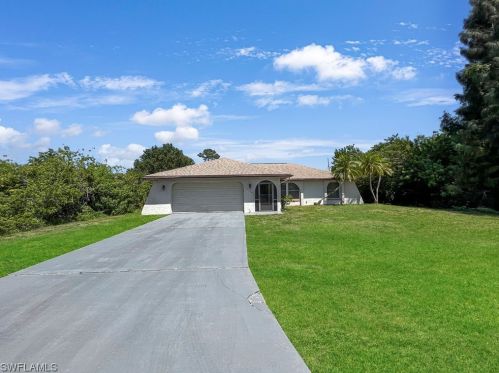 1020 Jefferson Ave, Lehigh Acres, FL 33936-0921