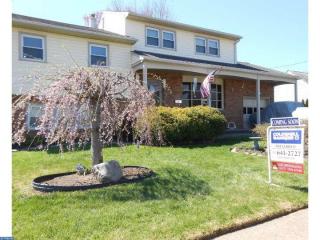 911 Merlin St, Edgely, PA 19007-6407