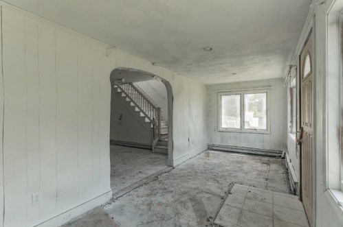 6 Reservoir Ave, Providence RI  02907-3430 exterior