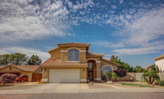 7220 Los Gatos Dr, Glendale, AZ 85310-5601