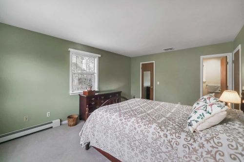 3 Geering Way, Fishkill NY  12524-1136 exterior