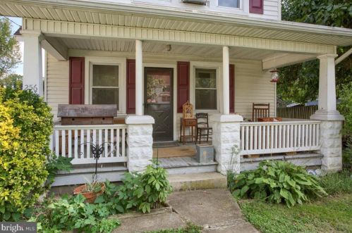 256 Walton St, Lemoyne PA  17043-2024 exterior