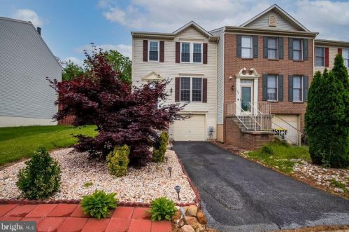 15 Whistler Ct, Wilmington, DE 19808-1111