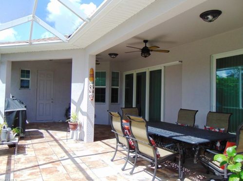 10290 Strike Ln, Bonita Springs FL  34135-6742 exterior