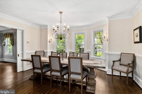 801 Thomas Ave, Riverton NJ  08077-1030 exterior