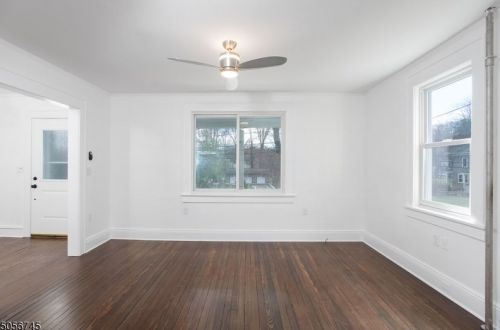 13 Budd St, Morristown NJ  07960-5075 exterior