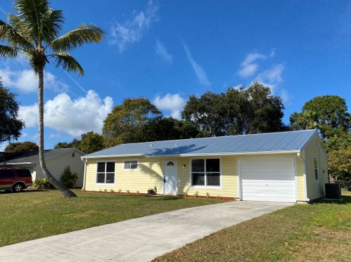 674 23rd Pl, Vero Beach FL  32962-8116 exterior