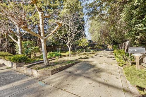 120 Finger Ave, Redwood City, CA 94062-1730