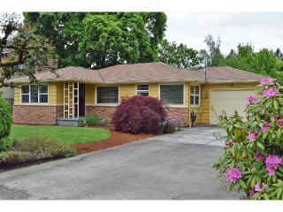 4883 Frewing Rd, Beaverton, OR 97123-8037