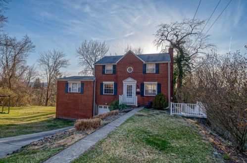 6421 Quincy Dr, Verona, PA 15147-2530