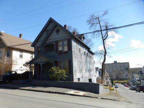 53 Hillside Ave, Waterbury, CT 06710-2219