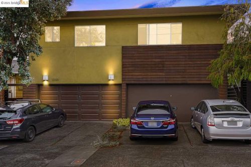 3065 Kansas St, Oakland CA 94602-3349 exterior