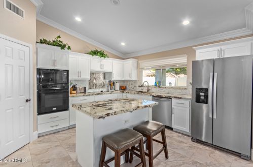 5717 Soft Wind Dr, Glendale AZ  85310-3643 exterior