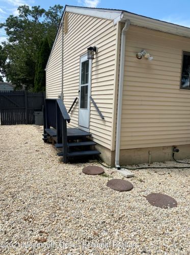 1218 Curtis Ave, Point Pleasant Beach NJ  08742-3516 exterior