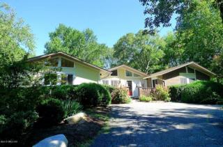 145 Lake Dr, Stamford, CT 06903-1009