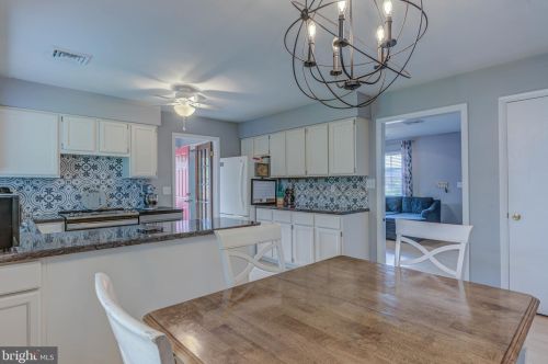 107 8th St, Laurel DE  19956-1401 exterior