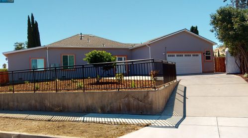 1242 Metten Ave, West Pittsburg CA  94565-6226 exterior
