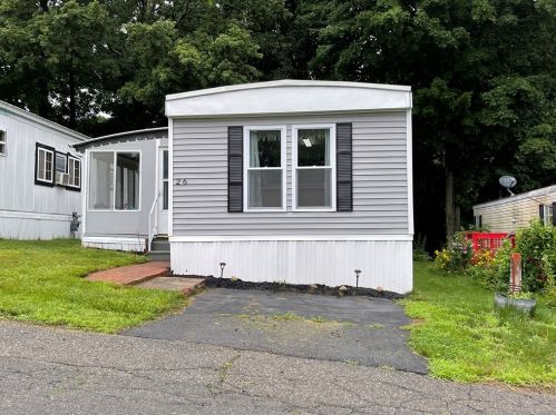 83 Clark Rd, Shirley MA  01464-2638 exterior