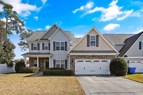2735 Blockade Runner Dr, Fayetteville, NC 28306-8707