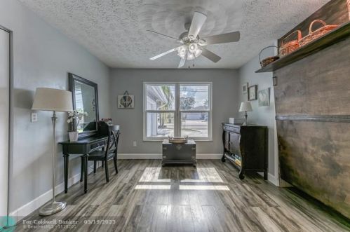 2399 Floresta Dr, Fort Pierce FL  34984-5218 exterior