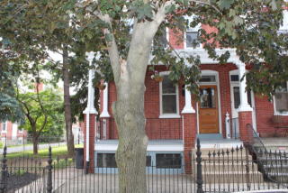 711 Plum St, Lancaster PA  17602-4328 exterior