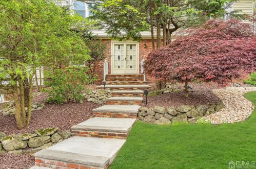 49 Buffalo Run, East Brunswick, NJ 08816-5030
