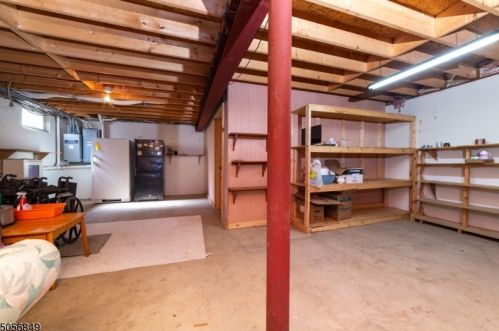 85 Haggerty Rd, Wantage NJ  07461-2709 exterior