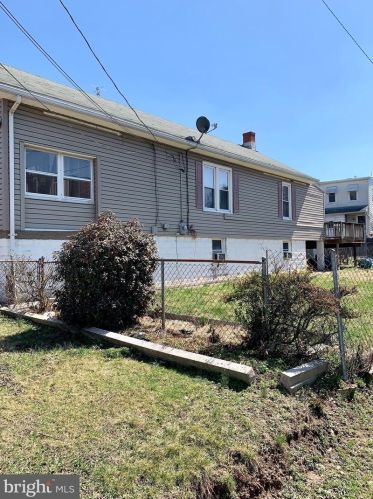 427 Naffin Ave, Schuylkill Haven PA  17972-1123 exterior
