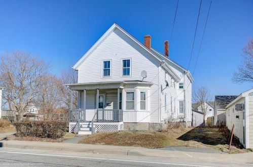 174 Main Rd, Tiverton, RI 02878-1237
