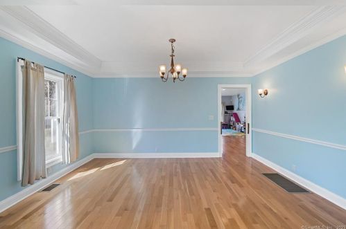 6 Nolan St, Norwalk CT  06850-2525 exterior