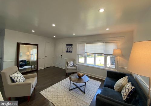 13541 Kaslo Dr, Woodbridge VA  22193-4629 exterior