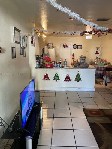 6144 30th St, Hollywood FL 33023-3856 exterior