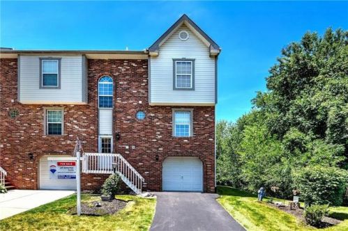710 Carters Grove Dr, Gibsonia, PA 15044-9568