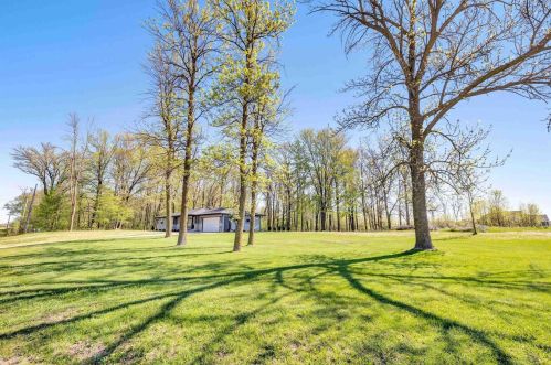 2469 Huron Rd, Green Bay, WI 54311-6842