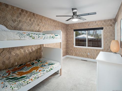 2420 Upas St, San Diego CA  92104-4049 exterior