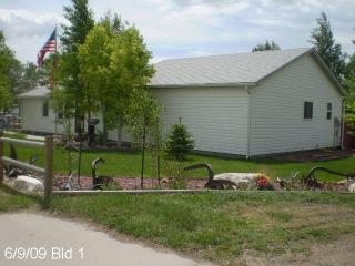 805 College Dr, Cheyenne WY  82007-3501 exterior