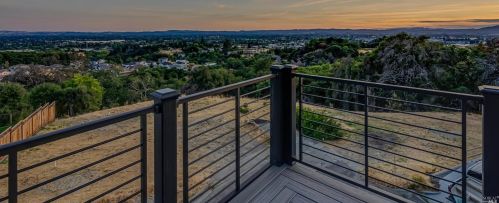 1936 Fountainview Cir, Santa Rosa, CA 95403-5708