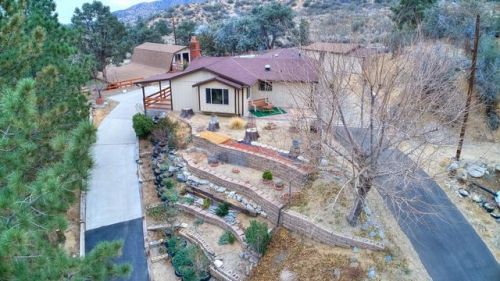 1641 Desert Front Rd, Wrightwood, CA 92397-9757