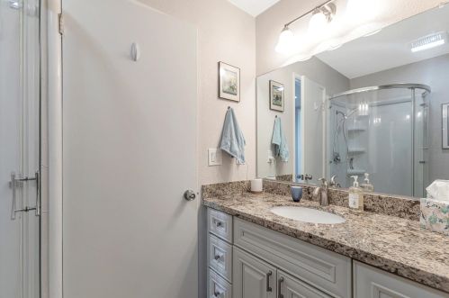 5930 Filbert Ave, Citrus Heights CA  95662-4716 exterior
