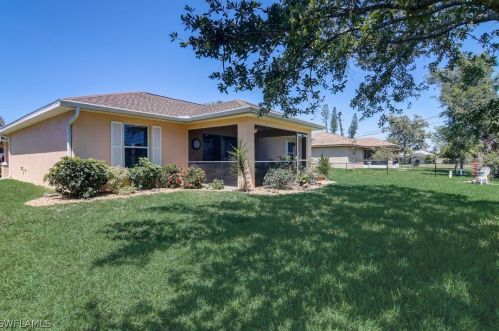 2119 1st Pl, Cape Coral, FL 33909-4236