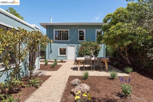 2718 Russell St, Berkeley CA 94705-2333 exterior