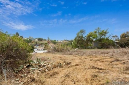 6634 Radio Dr, San Diego CA  92114-1611 exterior