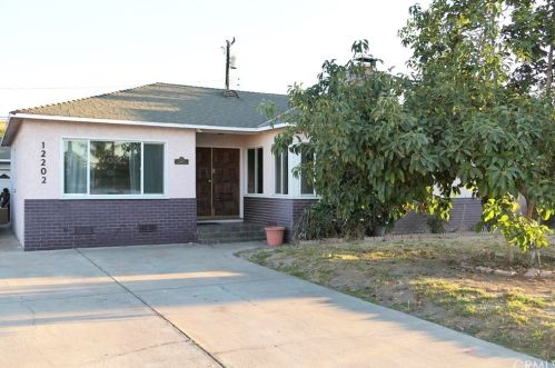 12202 Quatro Ave, Garden Grove, CA 92843-4017