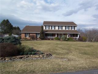 2749 Earhart Ct, Orefield, PA 18069-2253