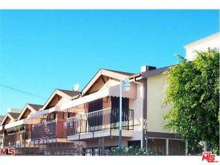 961 Manhattan Pl, Los Angeles CA  90019-2342 exterior