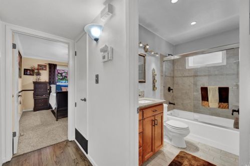 73 Westwood St, Vacaville CA  95688-3625 exterior