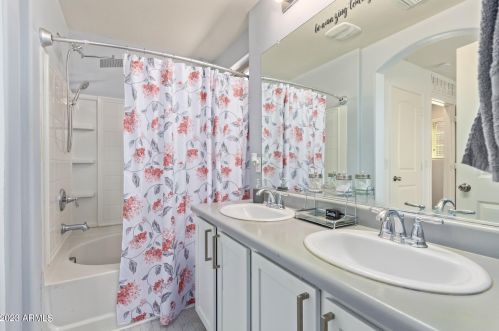 2020 77th Ln, Phoenix AZ  85035-5122 exterior