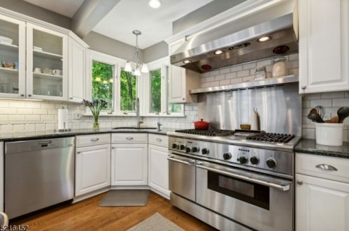 158 Lorraine Ave, Montclair NJ  07043-1913 exterior