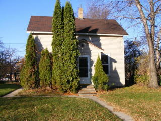 1114 Hawthorne St, Alex, MN 56308-2552